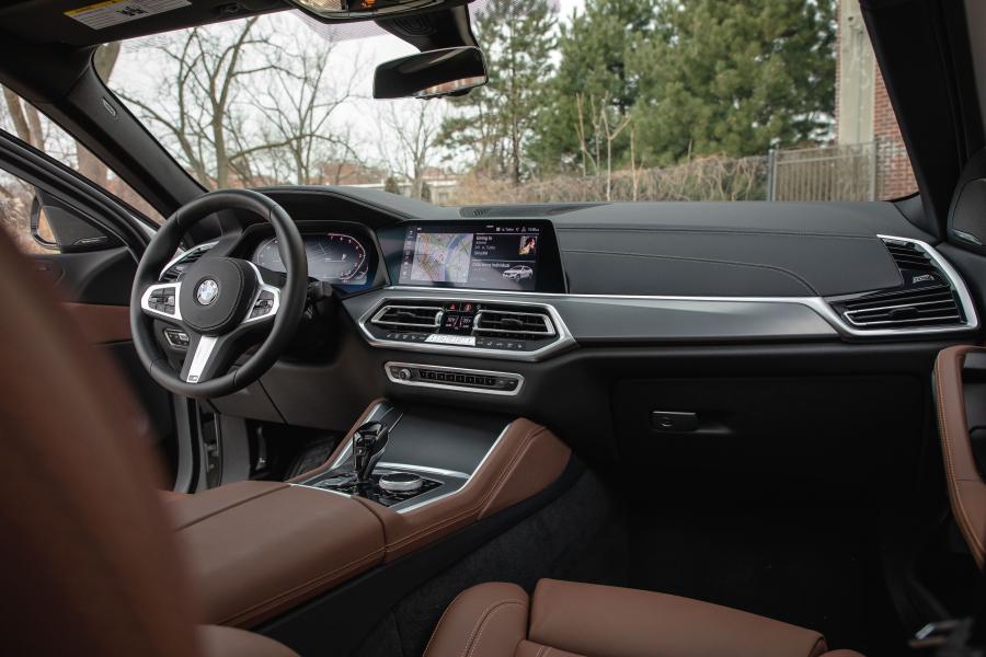 Торпедо BMW X6 xDrive40i (G06) 2019 года  (NA) (фото 23 из 33)